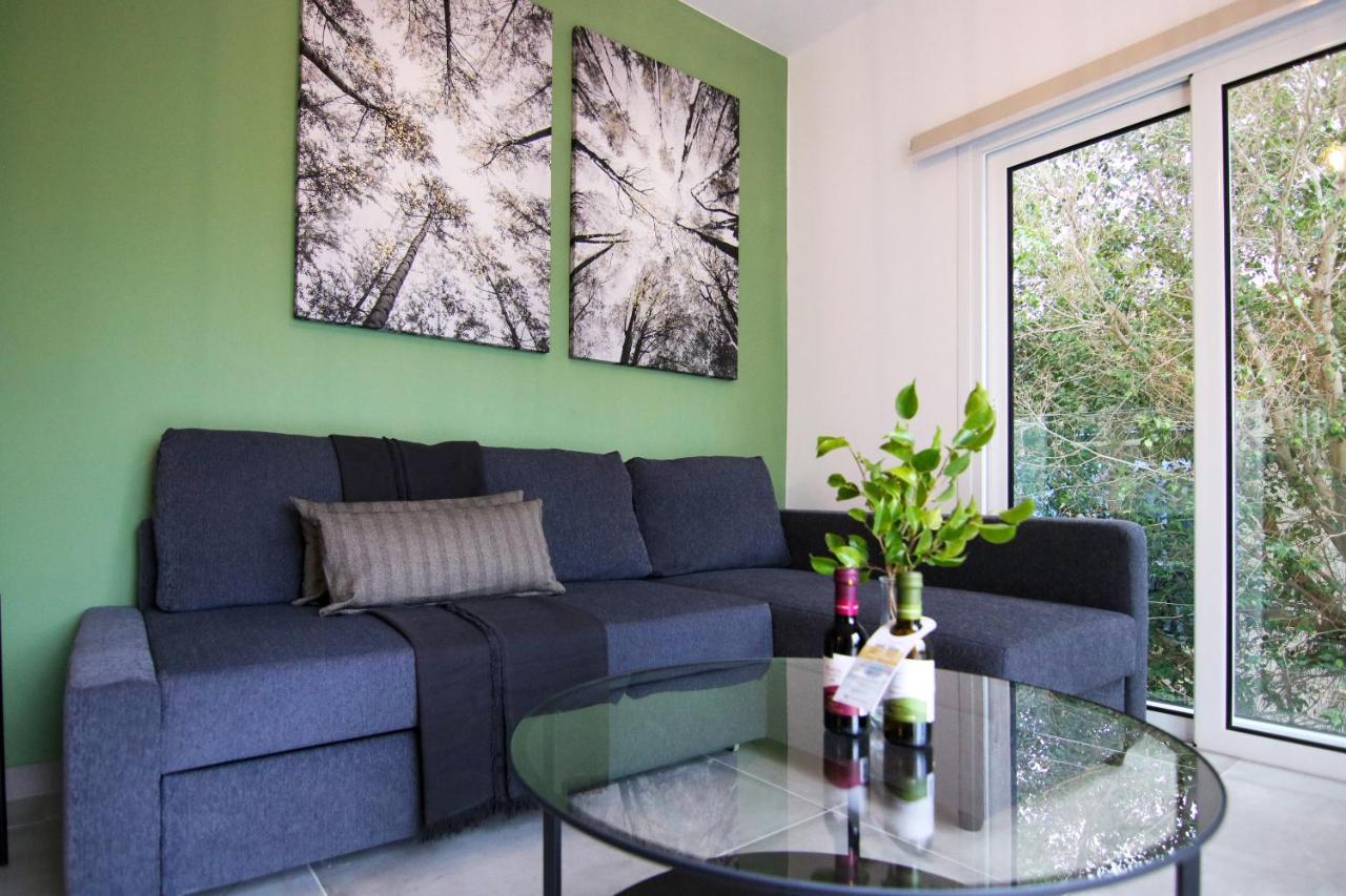 شقة Phaedrus Living: Seaside Modern Flat Limnaria 123 بافوس المظهر الخارجي الصورة